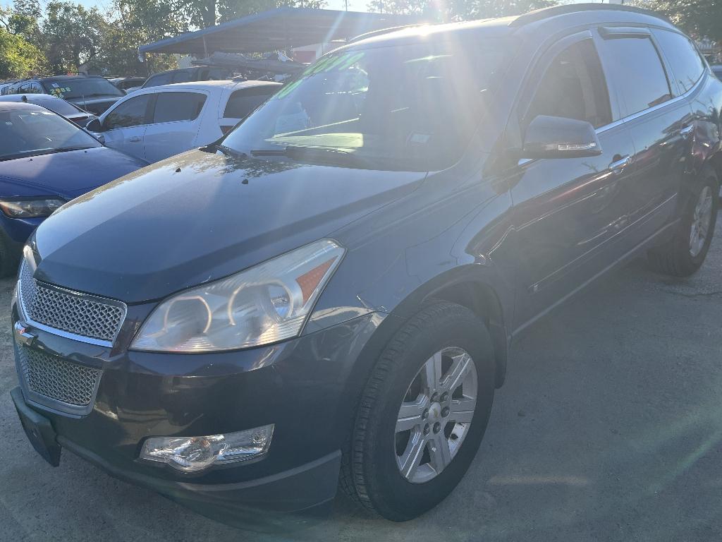 photo of 2010 CHEVROLET TRAVERSE LT2 FWD