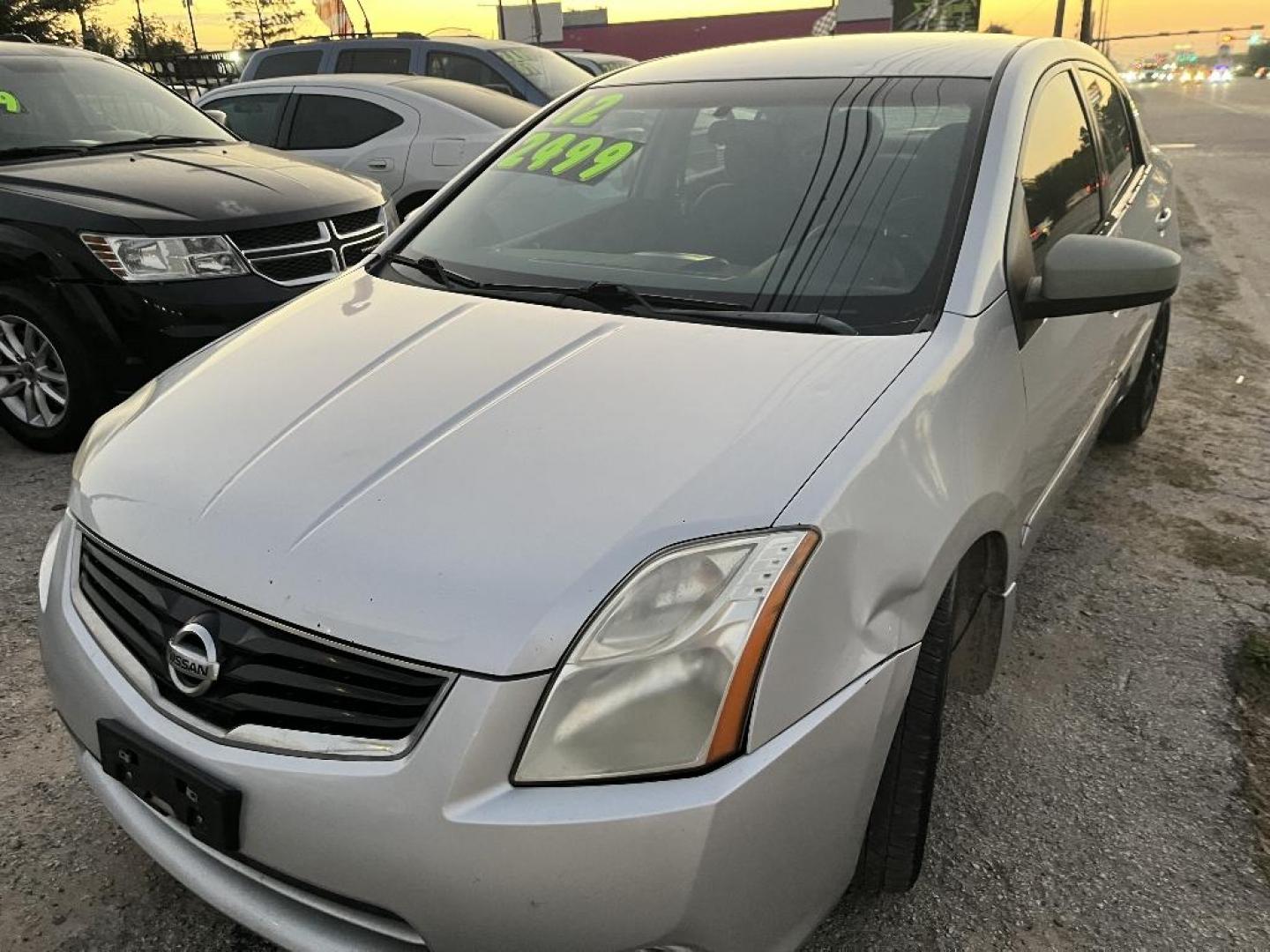 2012 GRAY NISSAN SENTRA 2.0 (3N1AB6AP6CL) with an 2.0L L4 DOHC 16V engine, AUTOMATIC transmission, located at 2303 West Mt. Houston, Houston, 77038, (281) 507-3956, 29.771597, -95.339569 - Photo#1