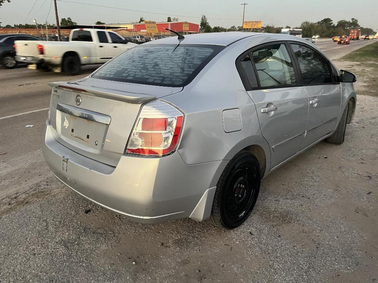 2012 GRAY NISSAN SENTRA 2.0 (3N1AB6AP6CL) with an 2.0L L4 DOHC 16V engine, AUTOMATIC transmission, located at 2303 West Mt. Houston, Houston, 77038, (281) 507-3956, 29.771597, -95.339569 - Photo#3