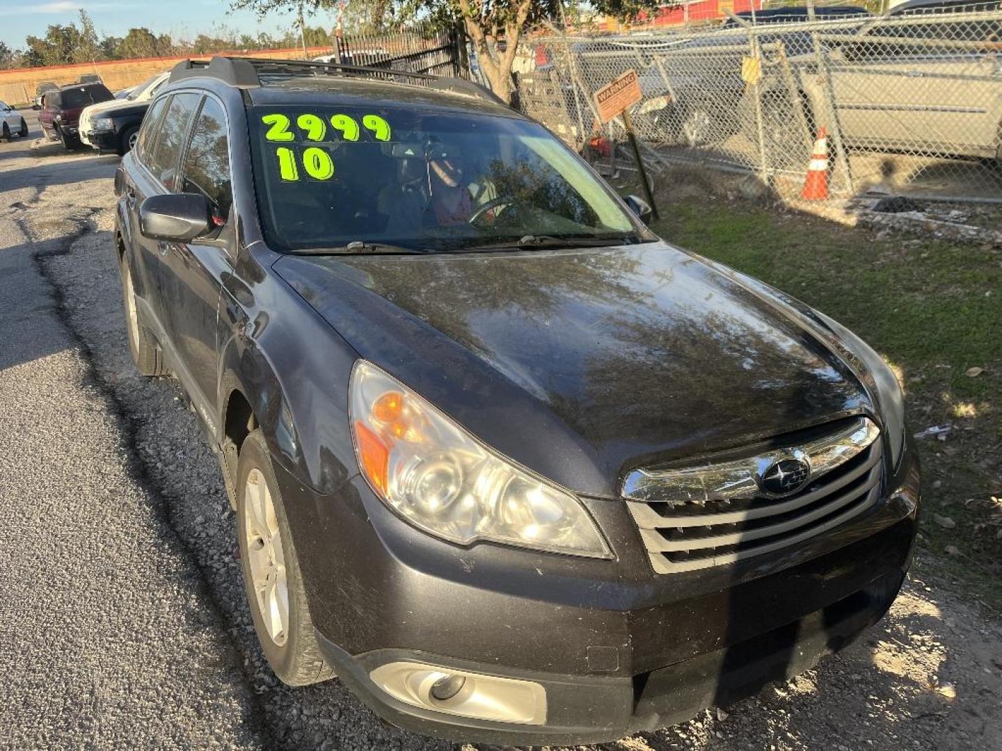 2010 BLACK SUBARU OUTBACK 2.5i Premium (4S4BRBHC2A3) with an 2.5L H4 DOHC 16V engine, AUTOMATIC transmission, located at 2303 West Mt. Houston, Houston, 77038, (281) 507-3956, 29.771597, -95.339569 - Photo#2