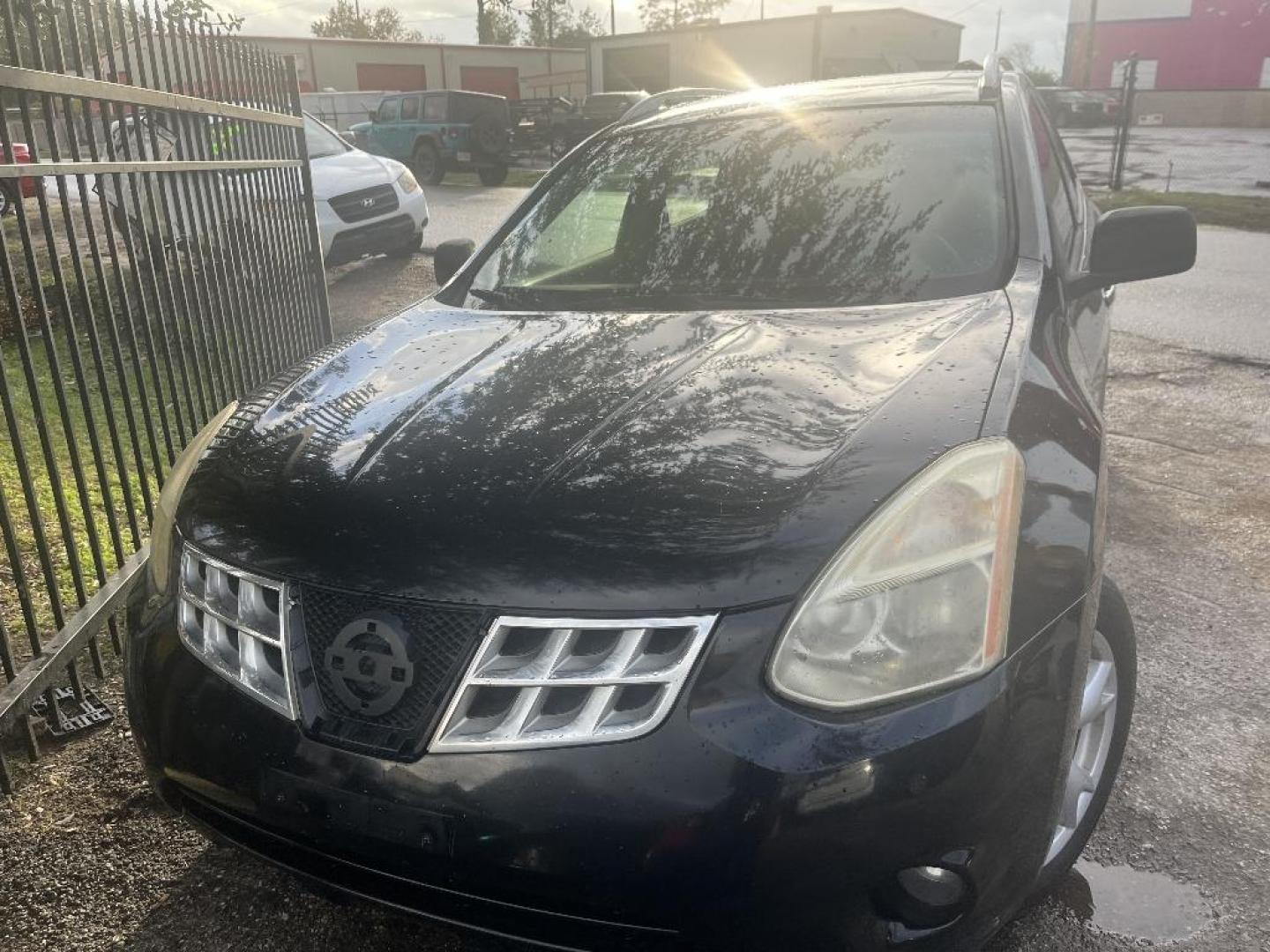 2011 BLACK NISSAN ROGUE S 2WD (JN8AS5MT8BW) with an 2.5L L4 DOHC 16V engine, AUTOMATIC transmission, located at 2303 West Mt. Houston, Houston, 77038, (281) 507-3956, 29.771597, -95.339569 - Photo#0