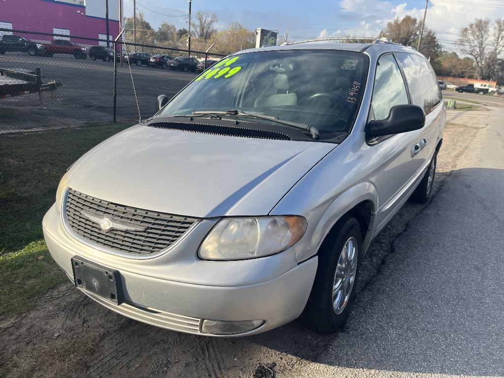 photo of 2004 CHRYSLER TOWN  and  COUNTRY Limited