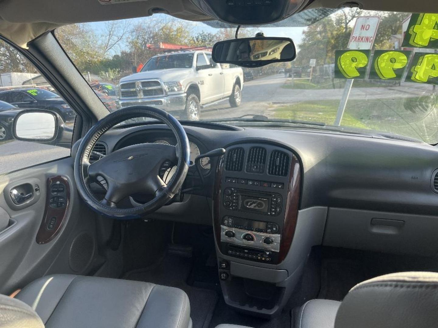 2004 GRAY CHRYSLER TOWN and COUNTRY Limited (2C8GP64L74R) with an 3.8L V6 OHV 12V engine, AUTOMATIC transmission, located at 2303 West Mt. Houston, Houston, 77038, (281) 507-3956, 29.771597, -95.339569 - Photo#3