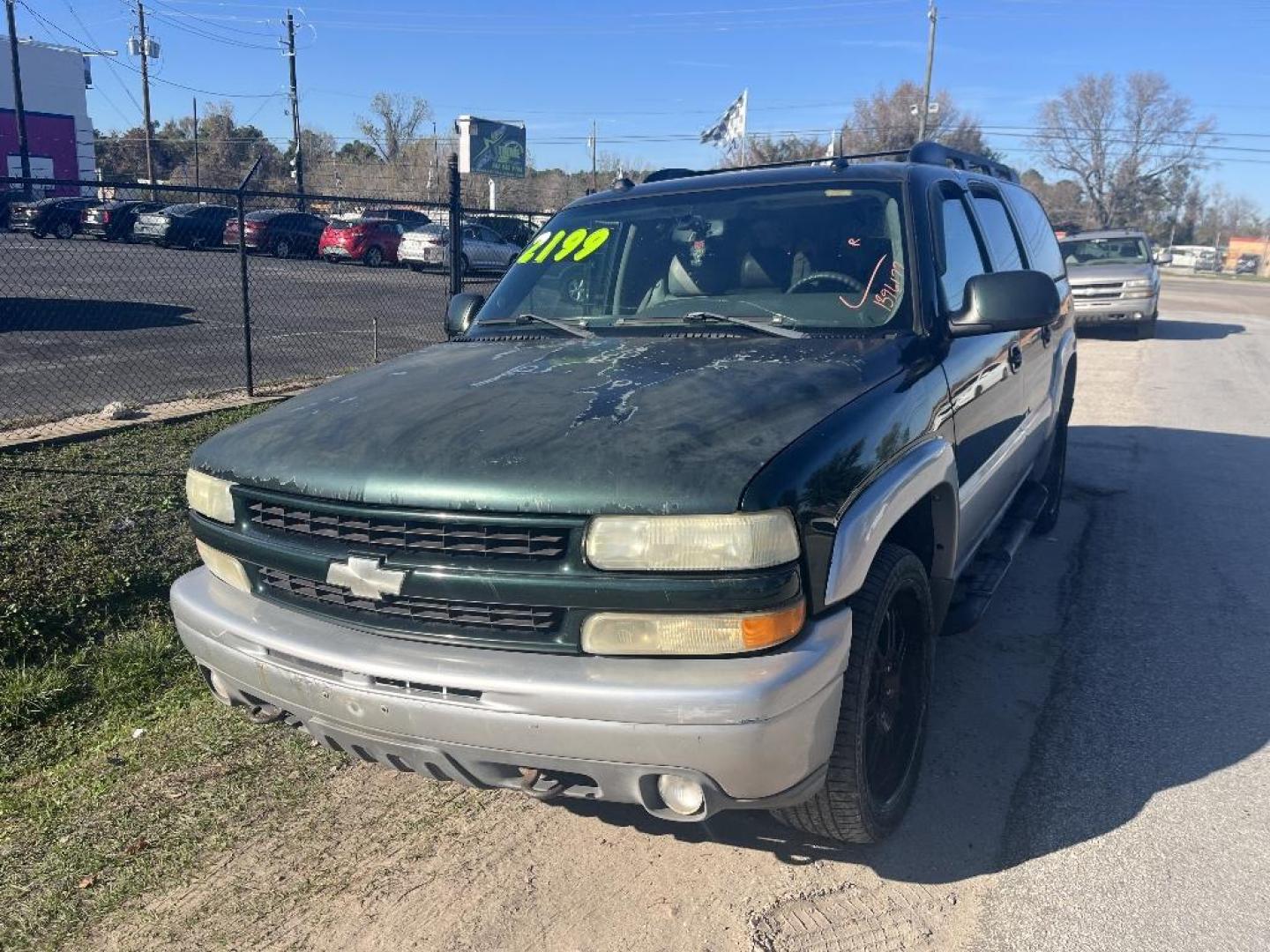 2004 BROWN CHEVROLET SUBURBAN 1500 4WD (3GNFK16Z24G) with an 5.3L V8 OHV 16V FFV engine, AUTOMATIC transmission, located at 2303 West Mt. Houston, Houston, 77038, (281) 507-3956, 29.771597, -95.339569 - Photo#6