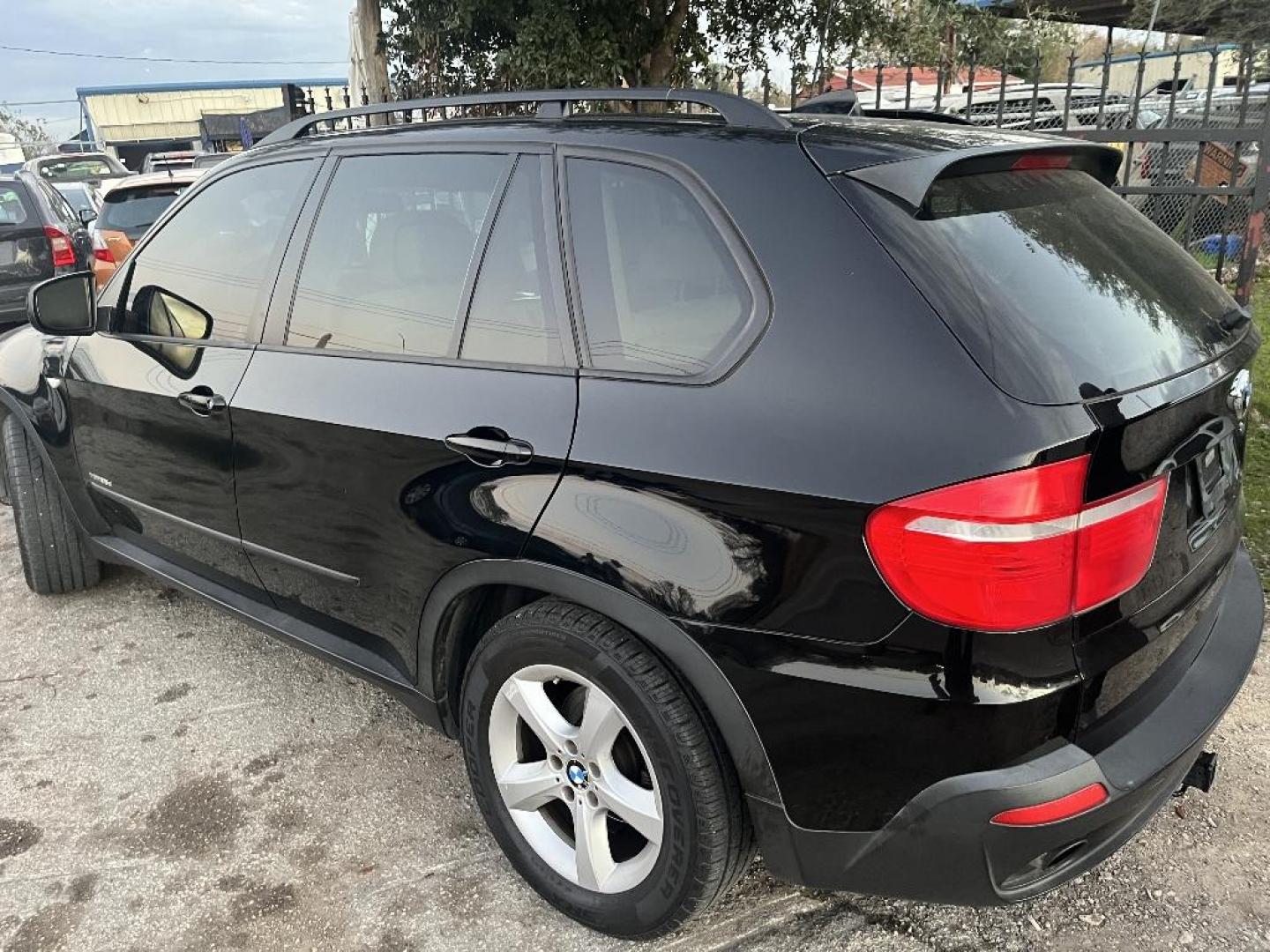 2010 BLACK BMW X5 xDrive35d (5UXFF0C54AL) with an 3.0L L6 DOHC 24V DIESEL engine, AUTOMATIC transmission, located at 2303 West Mt. Houston, Houston, 77038, (281) 507-3956, 29.771597, -95.339569 - Photo#1