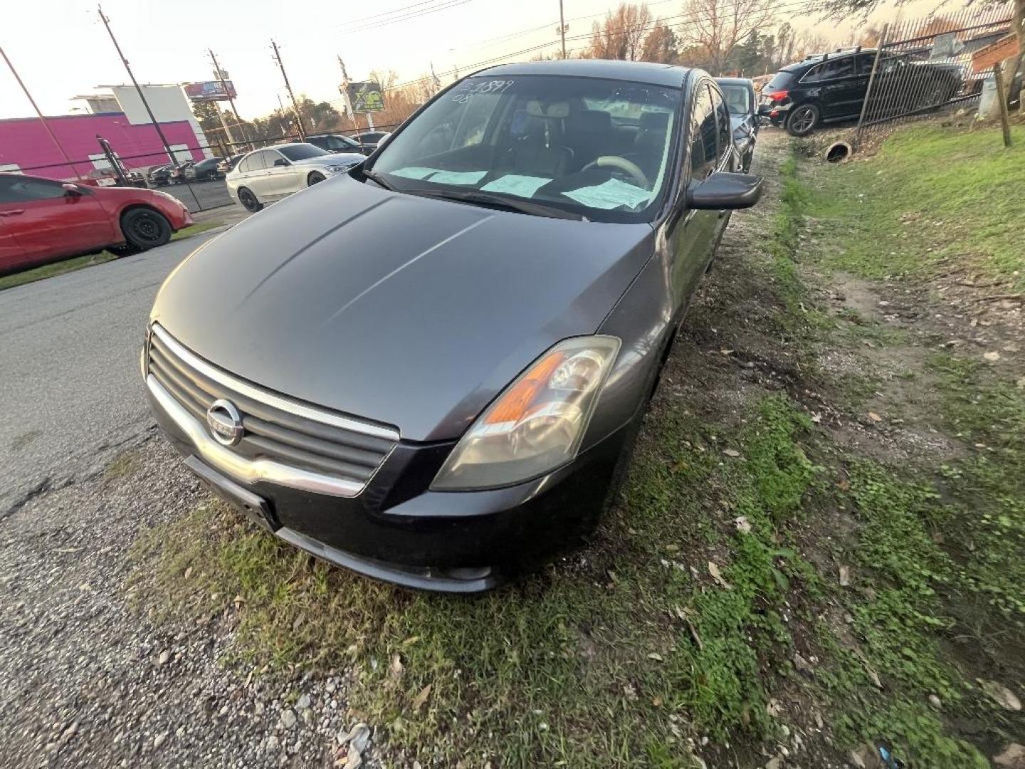 2008 GRAY NISSAN ALTIMA 2.5 S (1N4AL21E28N) with an 2.5L L4 DOHC 16V engine, AUTOMATIC transmission, located at 2303 West Mt. Houston, Houston, 77038, (281) 507-3956, 29.771597, -95.339569 - Photo#1