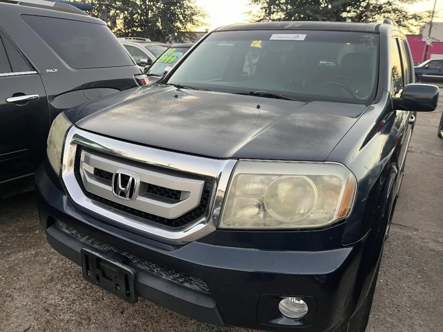 2011 BLUE HONDA PILOT EX-L 2WD 5-Spd AT (5FNYF3H50BB) with an 3.5L V6 SOHC 24V engine, AUTOMATIC transmission, located at 2303 West Mt. Houston, Houston, 77038, (281) 507-3956, 29.771597, -95.339569 - Photo#0