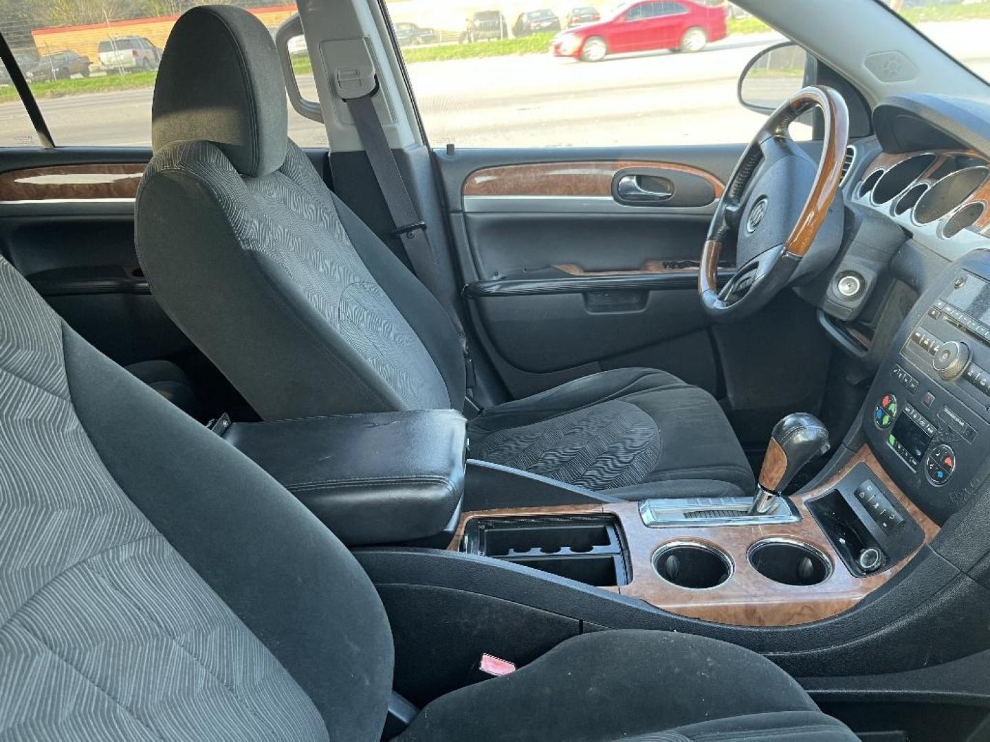 2010 BROWN BUICK ENCLAVE CX FWD (5GALRAED7AJ) with an 3.6L V6 DOHC 24V engine, AUTOMATIC transmission, located at 2303 West Mt. Houston, Houston, 77038, (281) 507-3956, 29.771597, -95.339569 - Photo#4