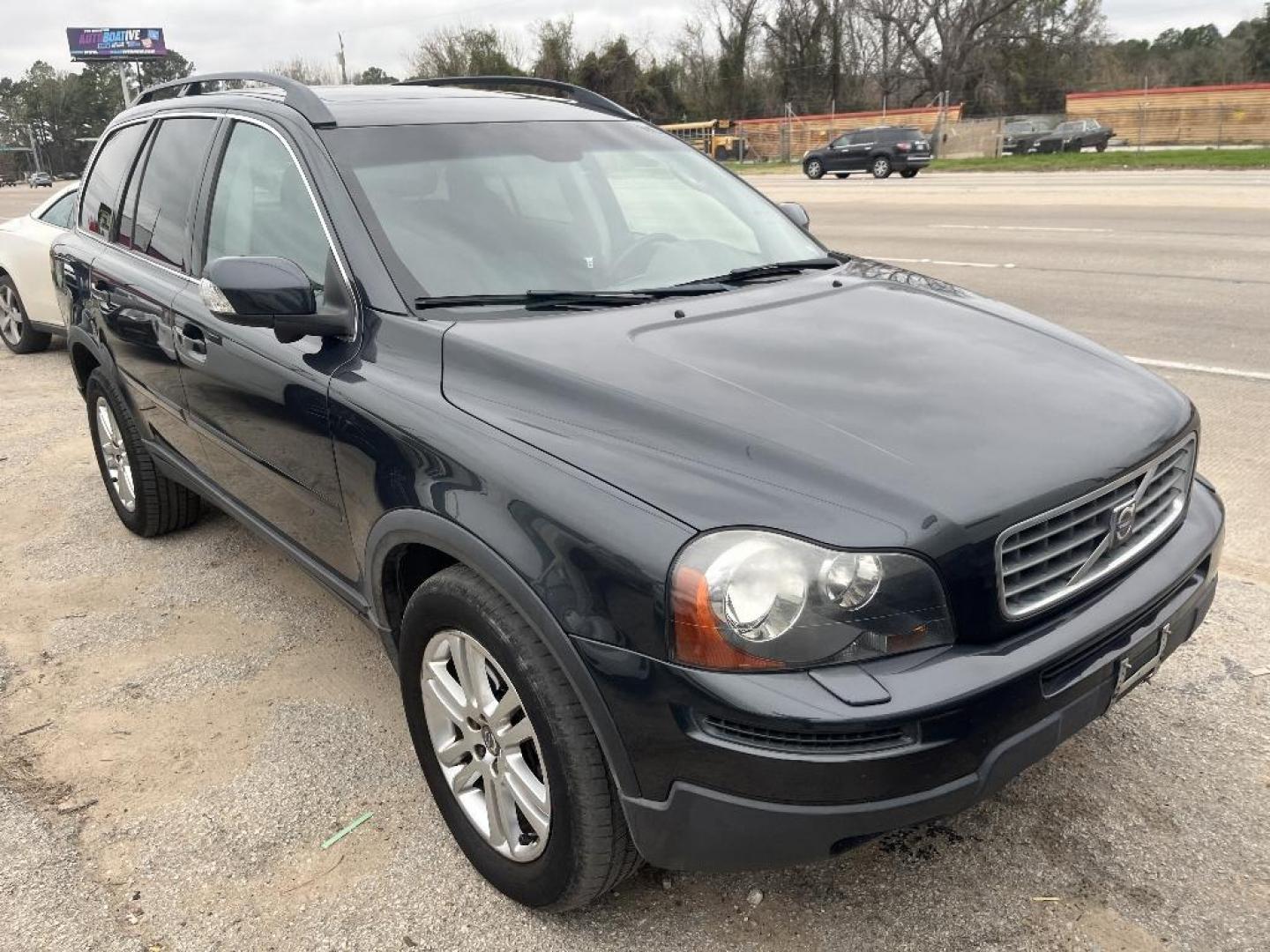 2009 BLACK VOLVO XC90 3.2 AWD 7-Passenger (YV4CZ982991) with an 3.2L L6 DOHC 24V engine, AUTOMATIC transmission, located at 2303 West Mt. Houston, Houston, 77038, (281) 507-3956, 29.771597, -95.339569 - Photo#1