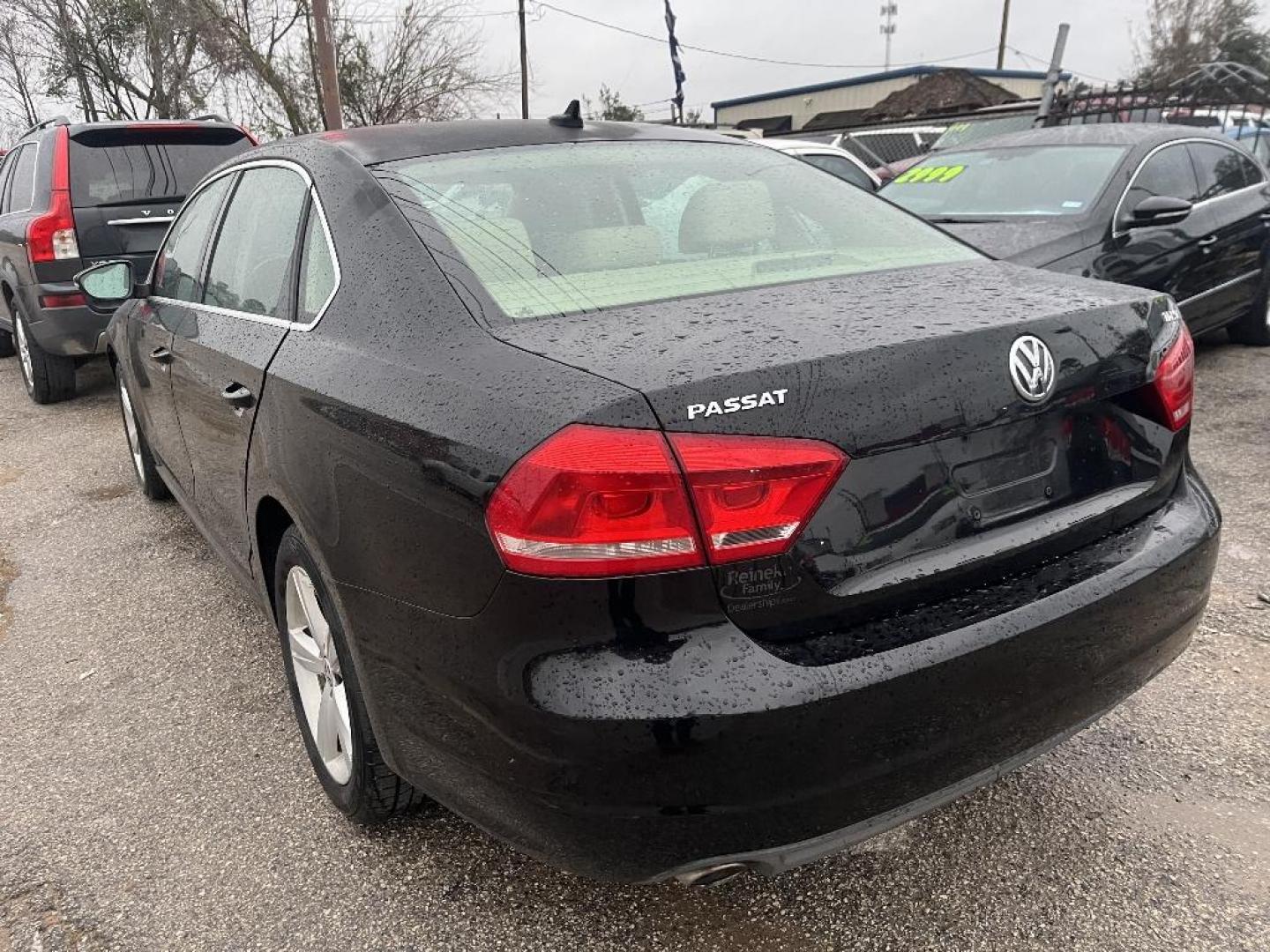 2012 BLACK VOLKSWAGEN PASSAT 2.0L TDI SE MT (1VWBN7A36CC) with an 2.0L L4 DOHC 16V TURBO DIESEL engine, AUTOMATIC transmission, located at 2303 West Mt. Houston, Houston, 77038, (281) 507-3956, 29.771597, -95.339569 - Photo#2