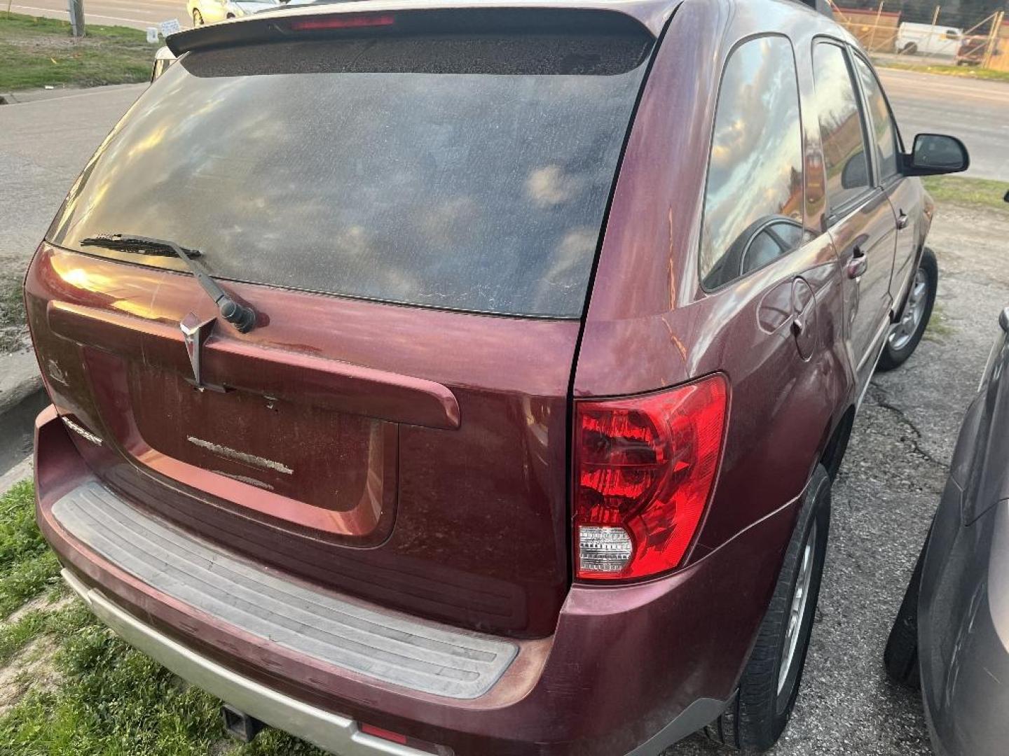 2007 RED PONTIAC TORRENT FWD (2CKDL63F176) with an 3.4L V6 OHV 12V engine, AUTOMATIC transmission, located at 2303 West Mt. Houston, Houston, 77038, (281) 507-3956, 29.771597, -95.339569 - Photo#4