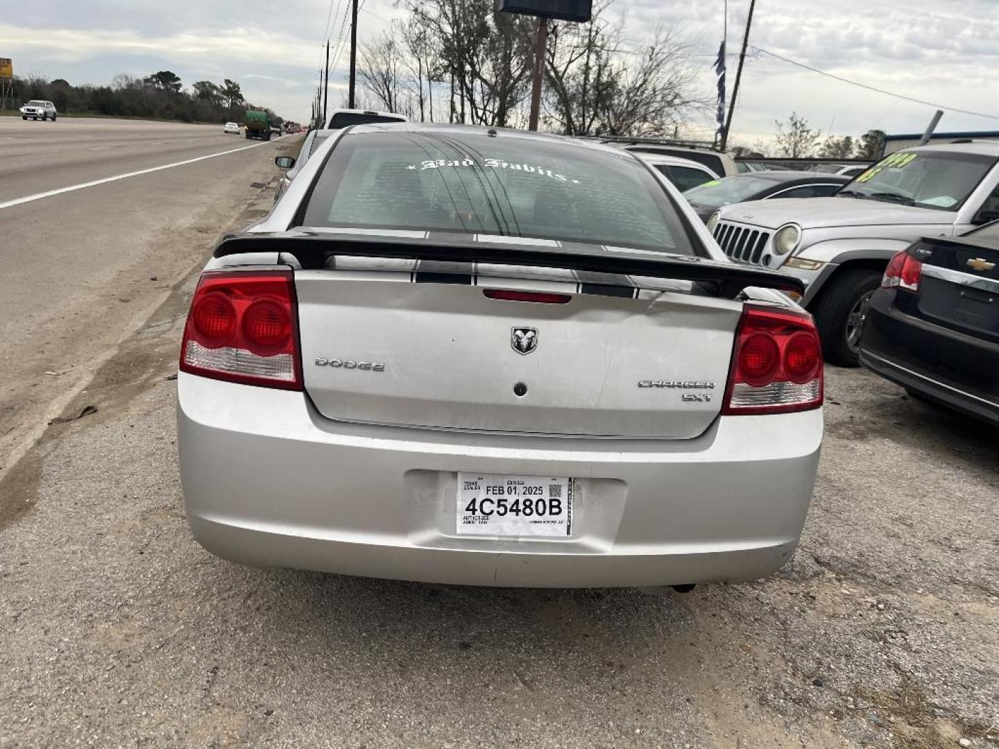 2010 GRAY DODGE CHARGER SXT (2B3CA3CV7AH) with an 3.5L V6 SOHC 24V engine, AUTOMATIC transmission, located at 2303 West Mt. Houston, Houston, 77038, (281) 507-3956, 29.771597, -95.339569 - Photo#2