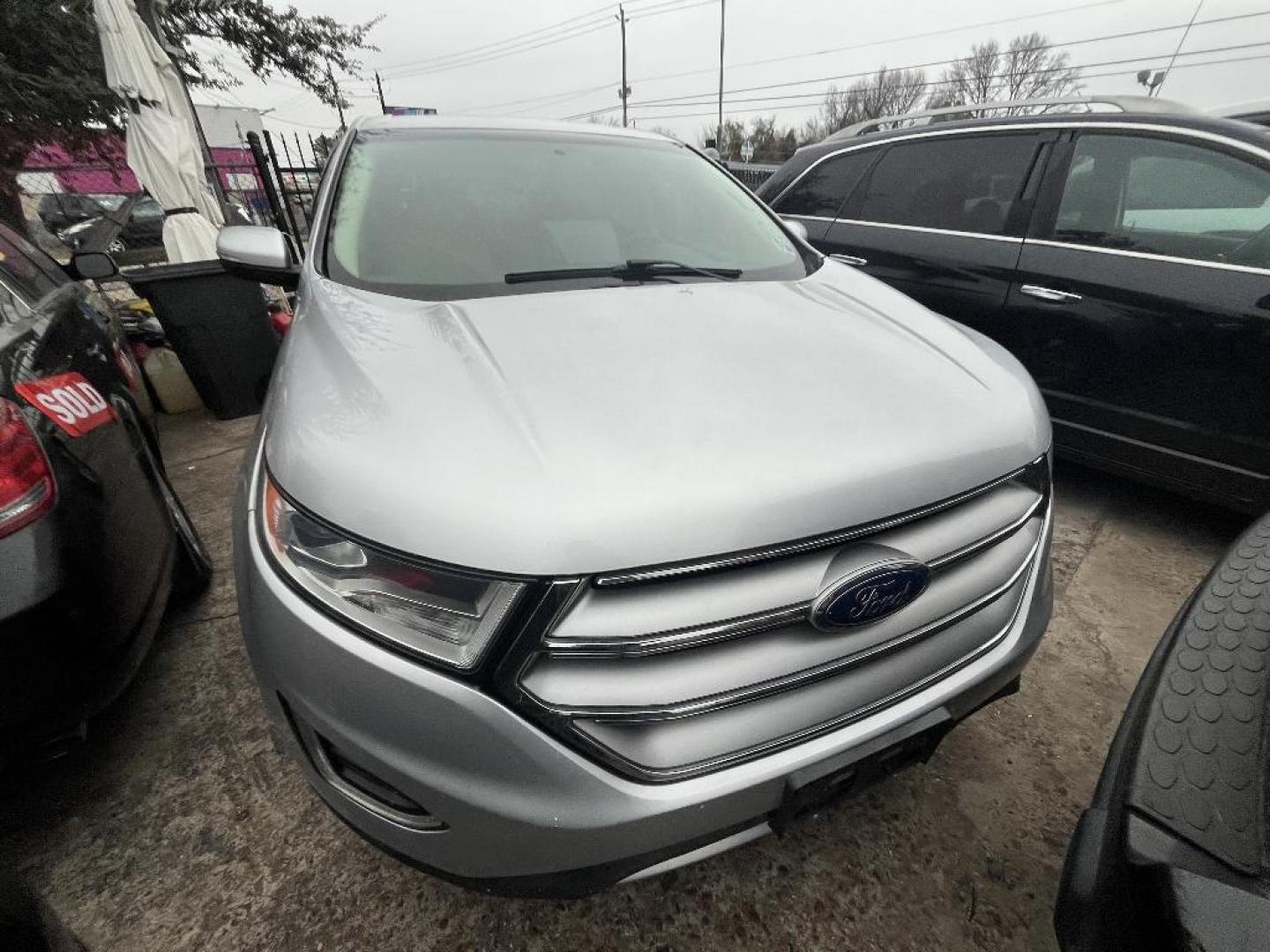 2015 GRAY FORD EDGE SEL FWD (2FMTK3J97FB) with an 2.0L L4 DOHC 16V engine, AUTOMATIC transmission, located at 2303 West Mt. Houston, Houston, 77038, (281) 507-3956, 29.771597, -95.339569 - Photo#0