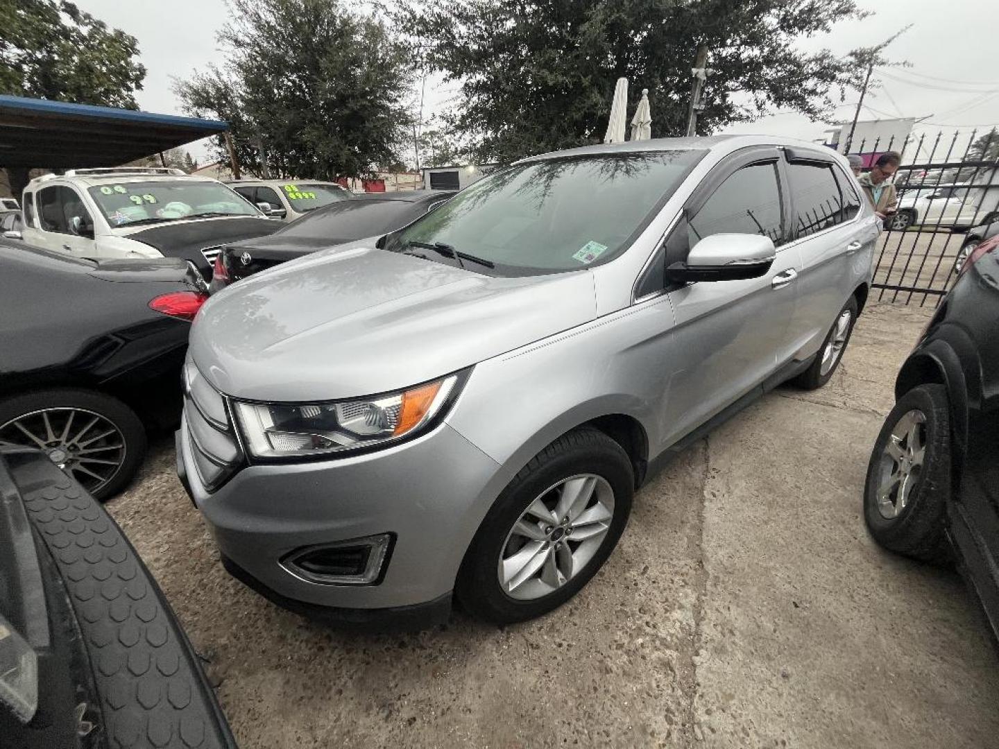 2015 GRAY FORD EDGE SEL FWD (2FMTK3J97FB) with an 2.0L L4 DOHC 16V engine, AUTOMATIC transmission, located at 2303 West Mt. Houston, Houston, 77038, (281) 507-3956, 29.771597, -95.339569 - Photo#5