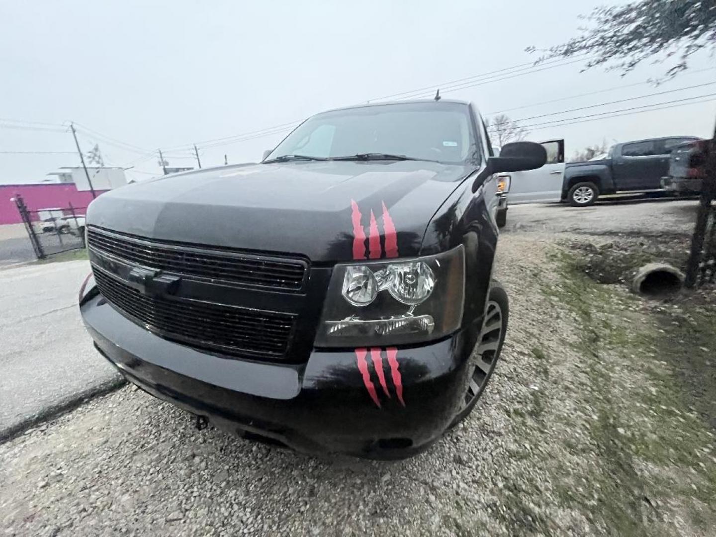 2007 BLACK CHEVROLET TAHOE LTZ 2WD (1GNFC13J57R) with an 5.3L V8 OHV 16V engine, AUTOMATIC transmission, located at 2303 West Mt. Houston, Houston, 77038, (281) 507-3956, 29.771597, -95.339569 - Photo#0