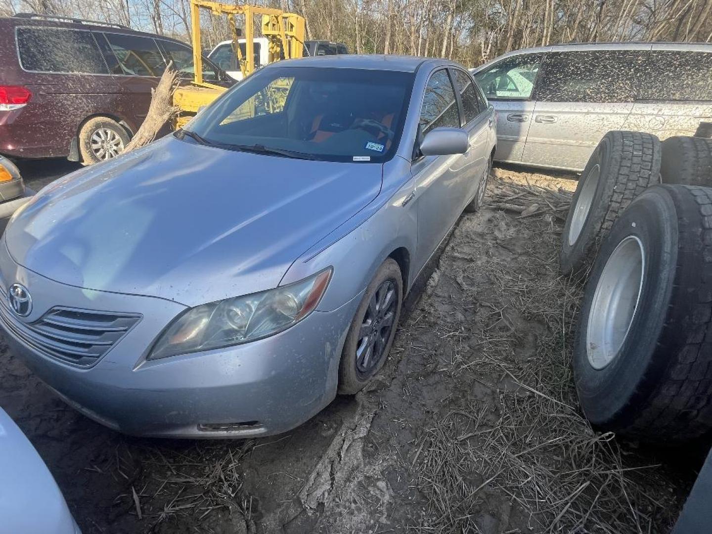 2007 WHITE TOYOTA CAMRY HYBRID Sedan (JTNBB46K473) with an 2.4L L4 DOHC 16V HYBRID engine, CVT transmission, located at 2303 West Mt. Houston, Houston, 77038, (281) 507-3956, 29.771597, -95.339569 - Photo#0