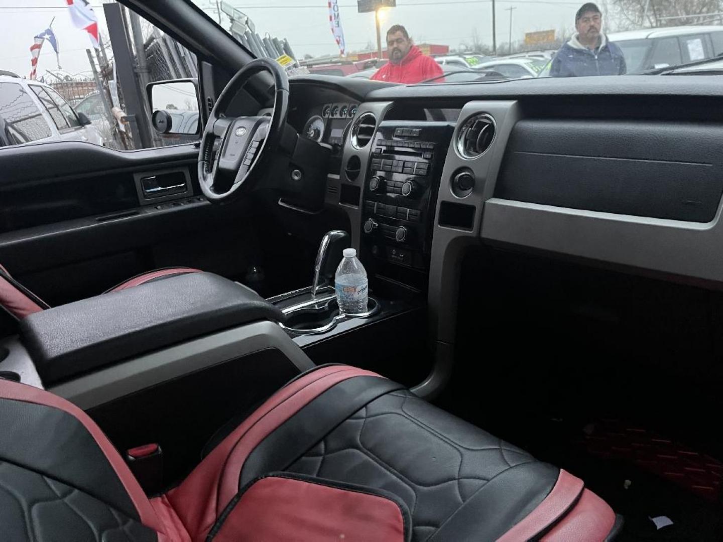 2010 RED FORD F-150 Lariat SuperCab 6.5-ft. Bed 2WD (1FTEX1C81AK) with an 4.6L V8 SOHC 24V engine, AUTOMATIC transmission, located at 2303 West Mt. Houston, Houston, 77038, (281) 507-3956, 29.771597, -95.339569 - Photo#4