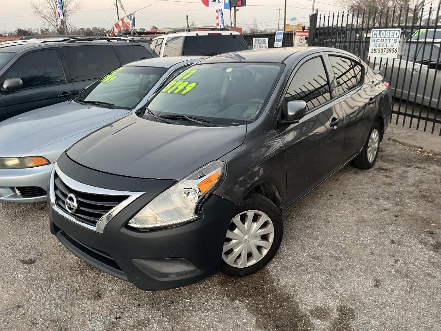 2017 GRAY NISSAN VERSA 1.6 S 5M (3N1CN7AP4HL) with an 1.6L L4 DOHC 16V engine, AUTOMATIC transmission, located at 2303 West Mt. Houston, Houston, 77038, (281) 507-3956, 29.771597, -95.339569 - Photo#4