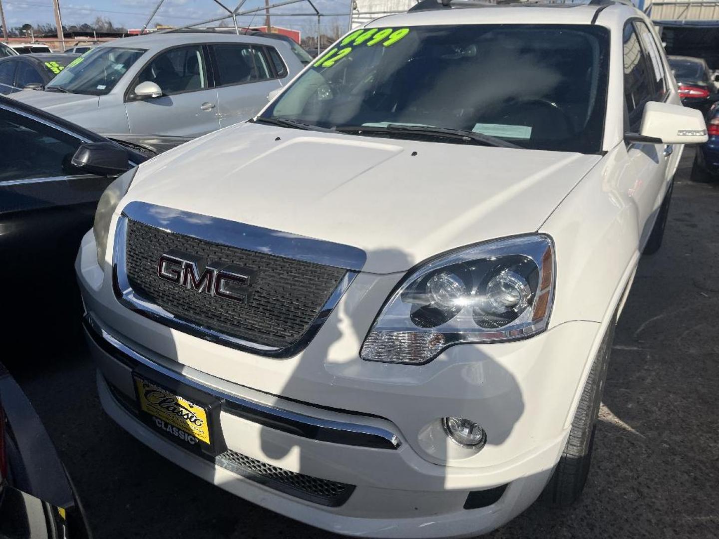 2012 WHITE GMC ACADIA Denali AWD (1GKKVTED5CJ) with an 3.6L V6 DOHC 24V engine, AUTOMATIC transmission, located at 2303 West Mt. Houston, Houston, 77038, (281) 507-3956, 29.771597, -95.339569 - Photo#0