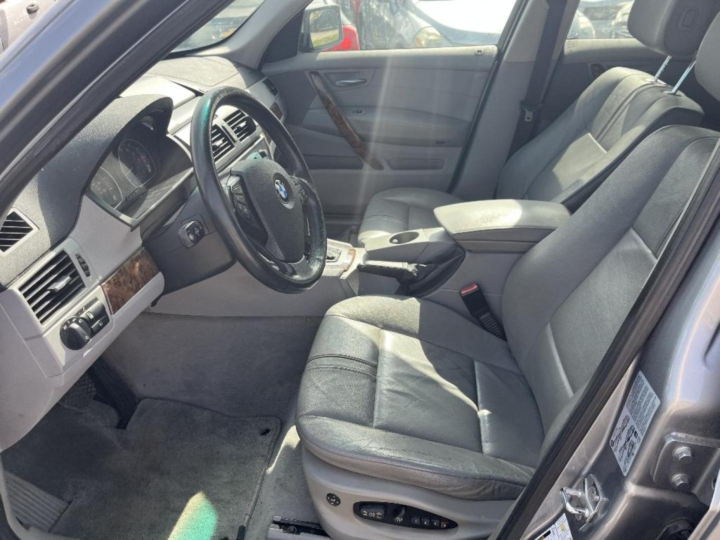 2008 GRAY BMW X3 3.0si (WBXPC93478W) with an 3.0L L6 DOHC 24V engine, AUTOMATIC transmission, located at 2303 West Mt. Houston, Houston, 77038, (281) 507-3956, 29.771597, -95.339569 - Photo#3