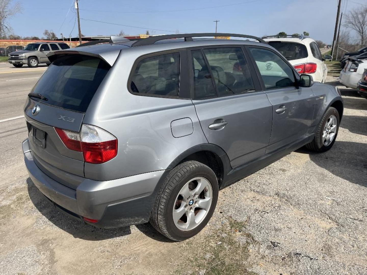 2008 GRAY BMW X3 3.0si (WBXPC93478W) with an 3.0L L6 DOHC 24V engine, AUTOMATIC transmission, located at 2303 West Mt. Houston, Houston, 77038, (281) 507-3956, 29.771597, -95.339569 - Photo#6