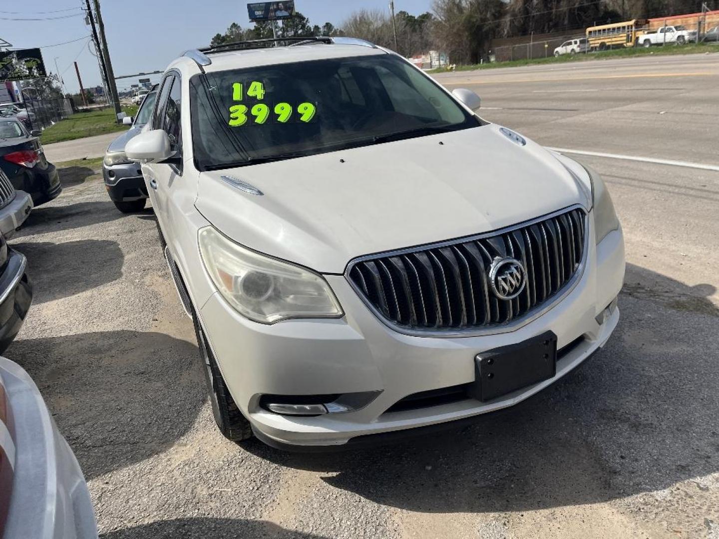 2014 WHITE BUICK ENCLAVE Leather FWD (5GAKRBKD3EJ) with an 3.6L V6 DOHC 24V engine, AUTOMATIC transmission, located at 2303 West Mt. Houston, Houston, 77038, (281) 507-3956, 29.771597, -95.339569 - Photo#1