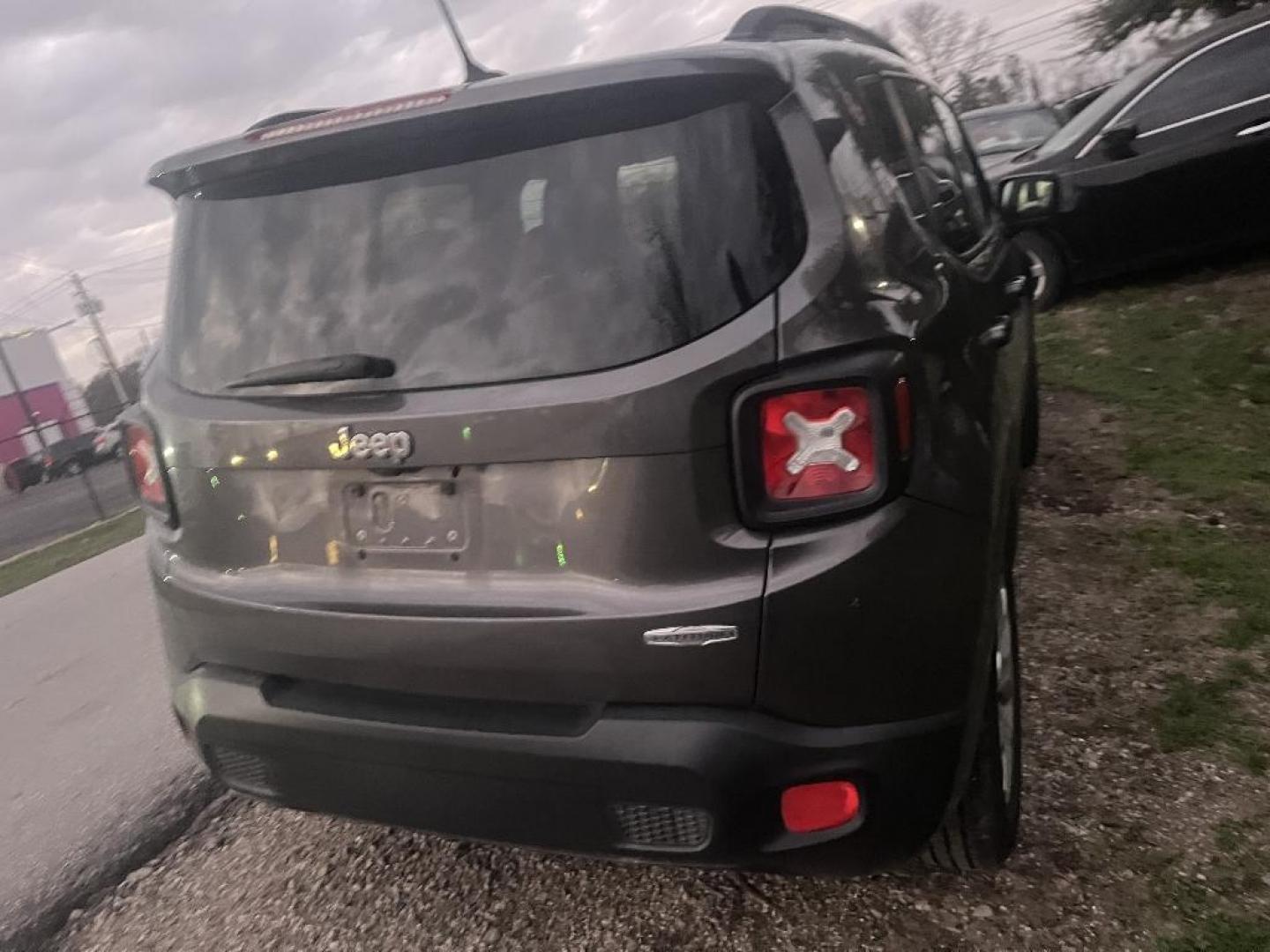 2017 GRAY JEEP RENEGADE Latitude FWD (ZACCJABB4HP) with an 2.4L L4 DOHC 16V engine, AUTOMATIC transmission, located at 2303 West Mt. Houston, Houston, 77038, (281) 507-3956, 29.771597, -95.339569 - Photo#2