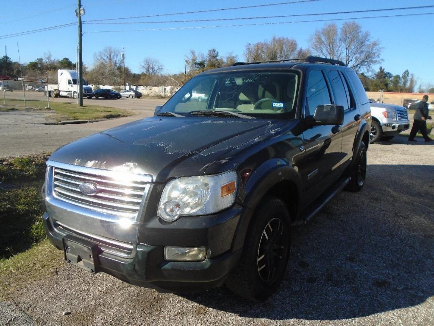 2007 BLACK FORD EXPLORER XLT 4.6L 4WD (1FMEU73857U) with an 4.6L V8 SOHC 16V engine, AUTOMATIC transmission, located at 2303 West Mt. Houston, Houston, 77038, (281) 507-3956, 29.771597, -95.339569 - Photo#0