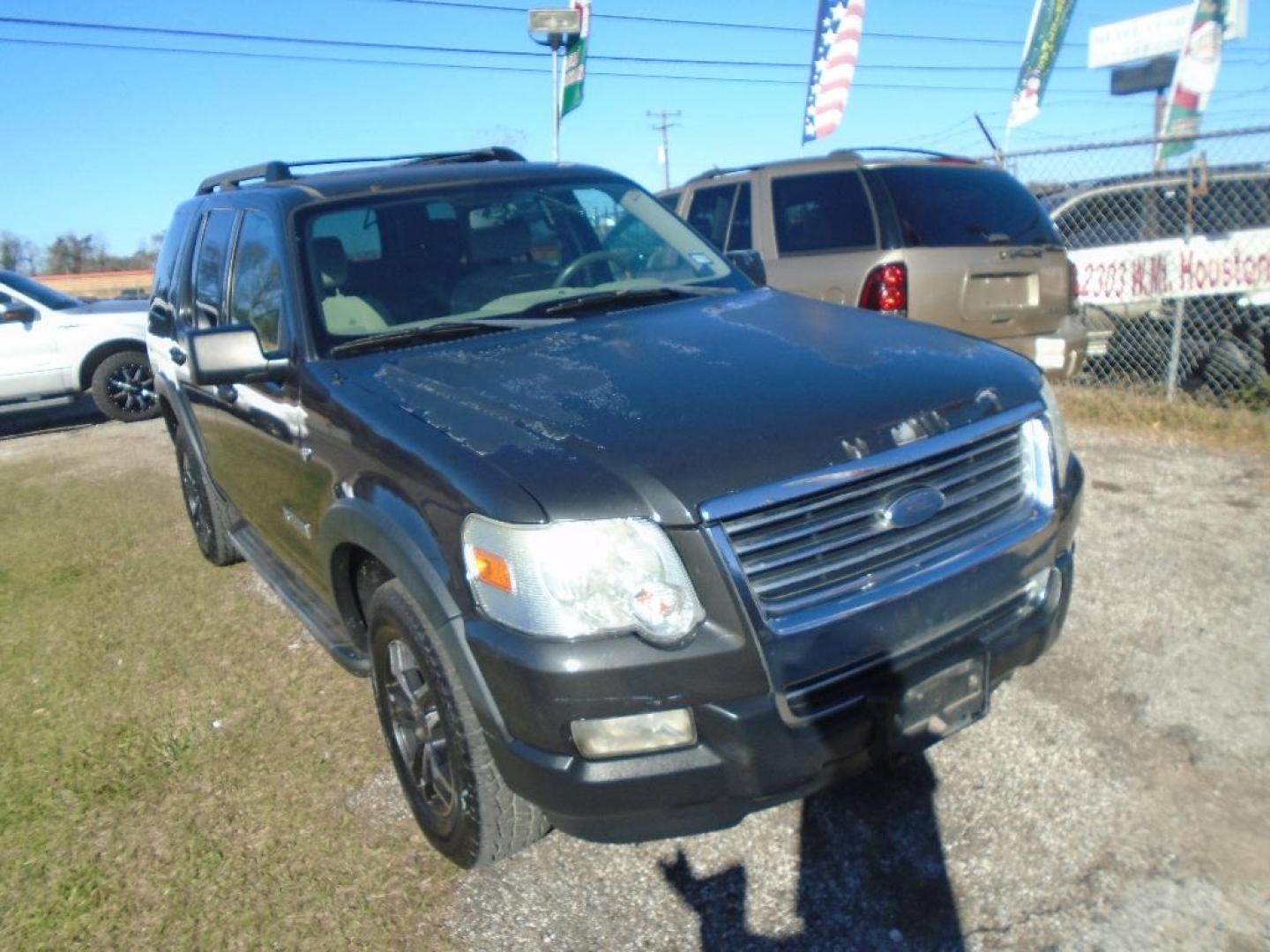 2007 BLACK FORD EXPLORER XLT 4.6L 4WD (1FMEU73857U) with an 4.6L V8 SOHC 16V engine, AUTOMATIC transmission, located at 2303 West Mt. Houston, Houston, 77038, (281) 507-3956, 29.771597, -95.339569 - Photo#1