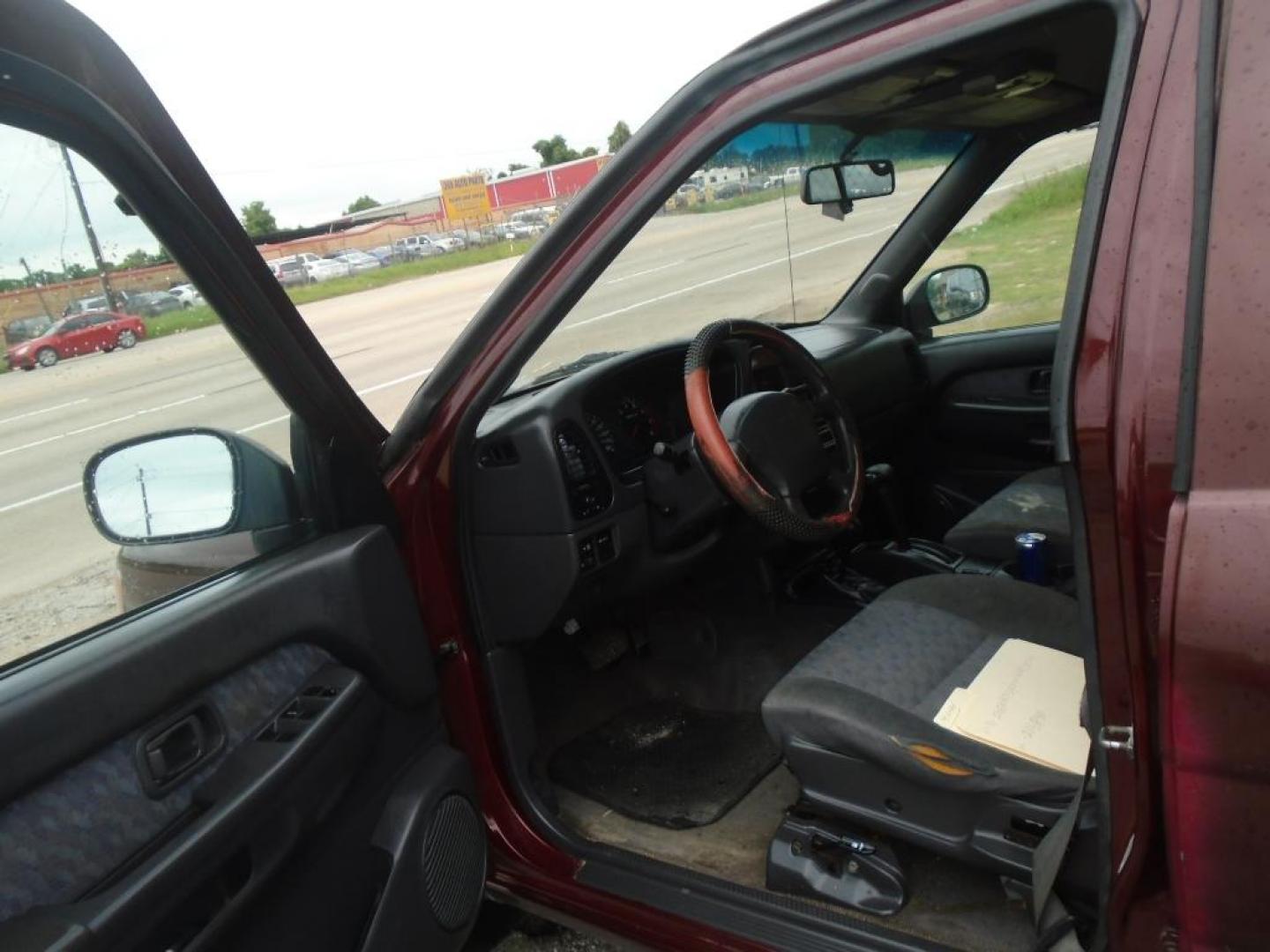 1998 MAROON NISSAN PATHFINDER XE 4WD (JN8AR05Y7WW) with an 3.3L V6 OHV 12V engine, AUTOMATIC transmission, located at 2303 West Mt. Houston, Houston, Texas, 77038, (281) 507-3956, 29.771597, -95.339569 - Photo#3