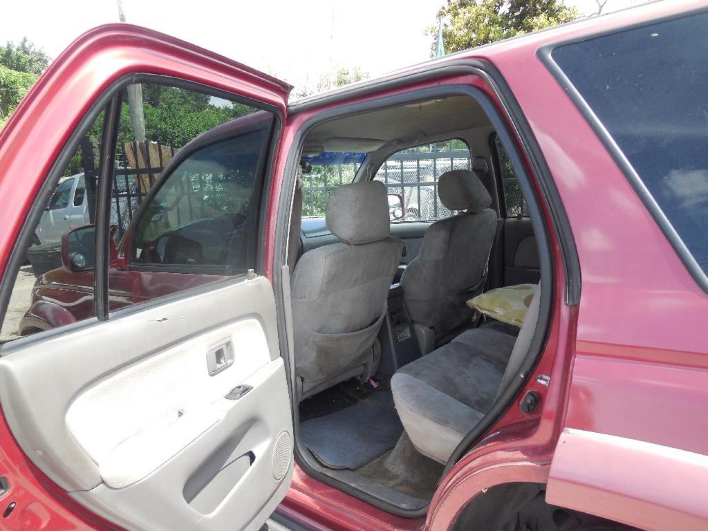 2002 RED TOYOTA 4RUNNER SR5 2WD (JT3GN86RX20) with an 3.4L V6 DOHC 24V engine, AUTOMATIC transmission, located at 2303 West Mt. Houston, Houston, 77038, (281) 507-3956, 29.771597, -95.339569 - Photo#3