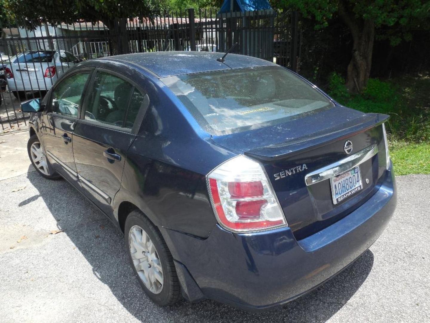 2012 BLUE NISSAN SENTRA 2.0 (3N1AB6AP3CL) with an 2.0L L4 DOHC 16V engine, AUTOMATIC transmission, located at 2303 West Mt. Houston, Houston, Texas, 77038, (281) 507-3956, 29.771597, -95.339569 - Photo#3